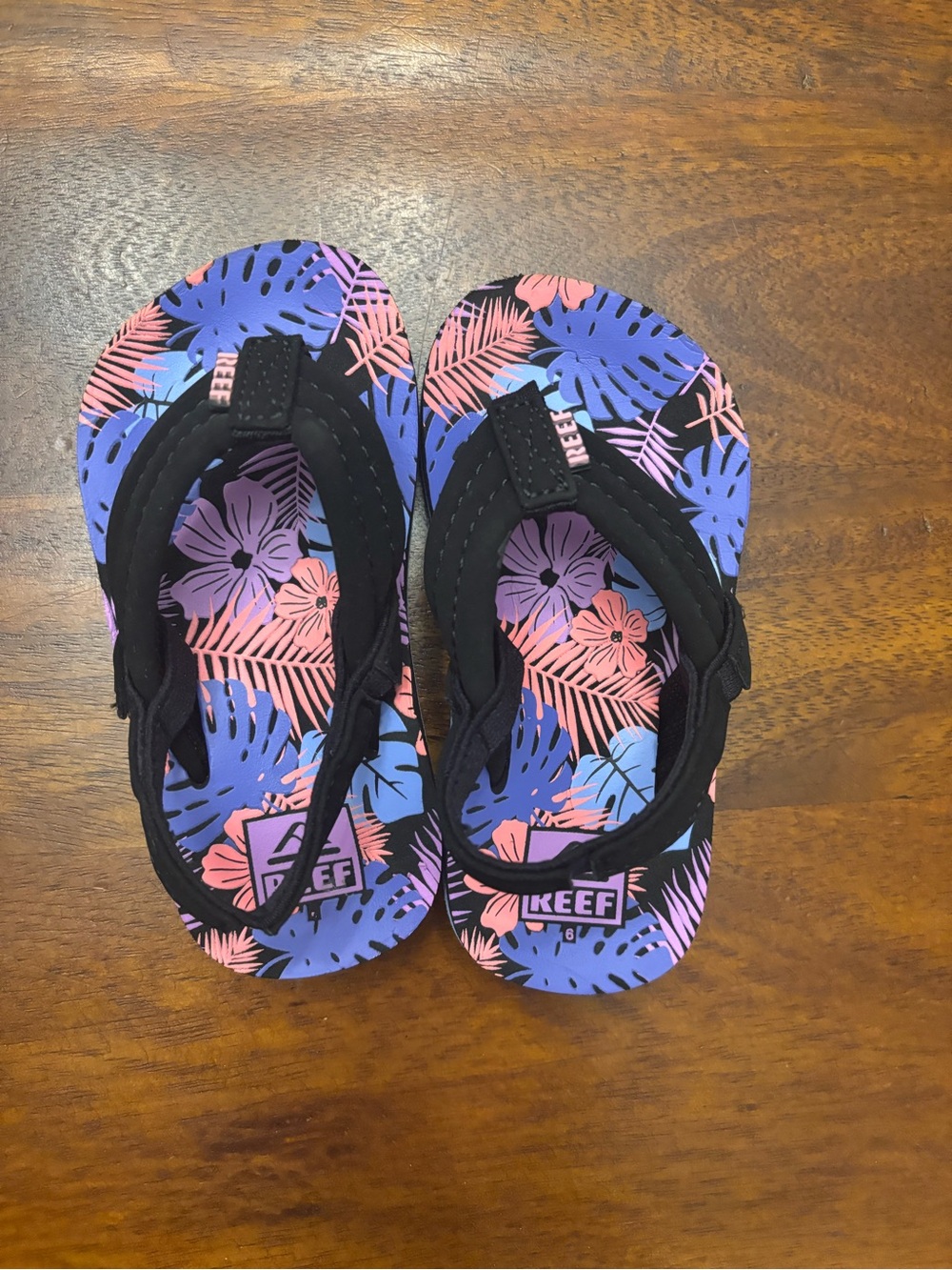 Reef Kids Black and Purple Tropical Print Flip Flops